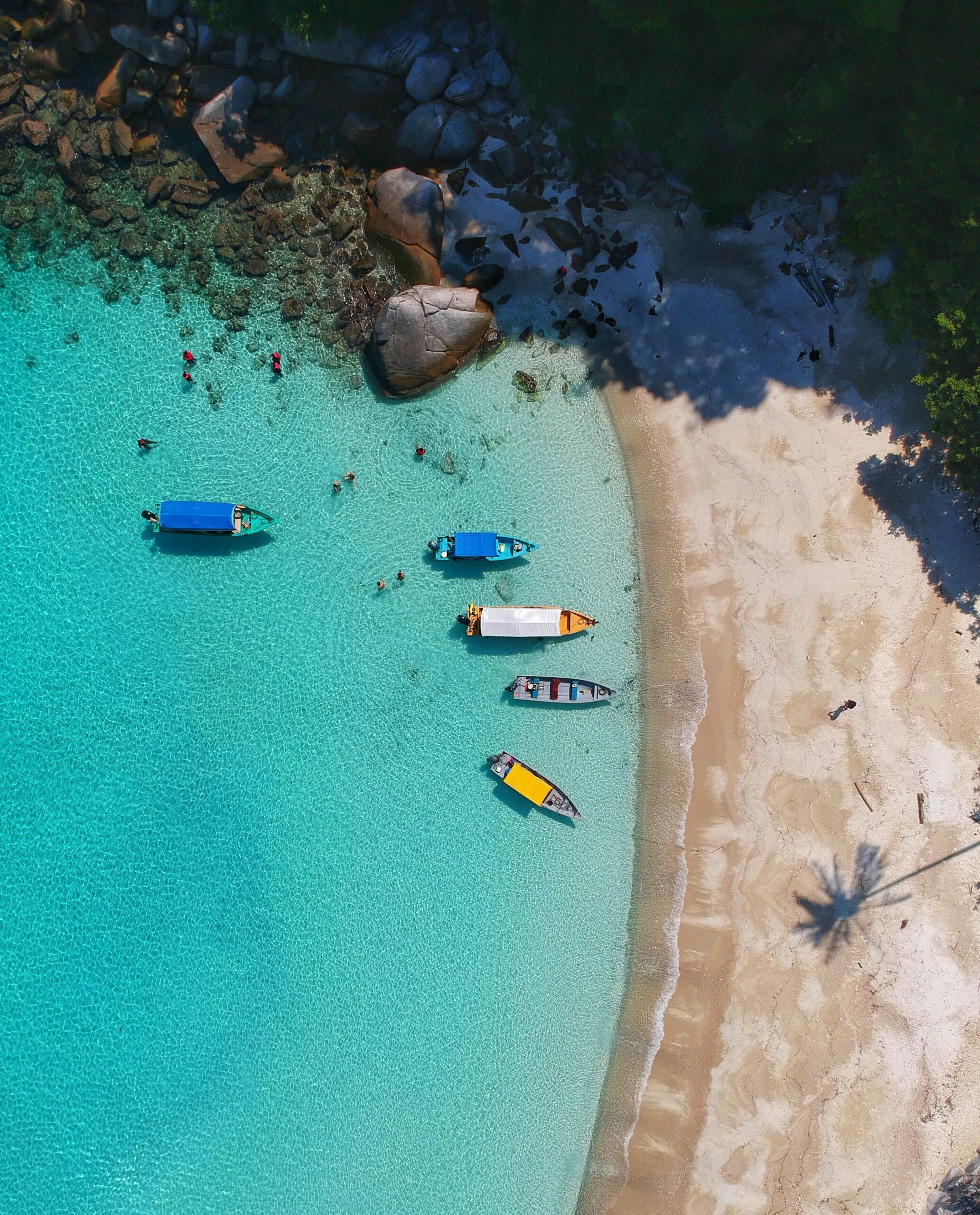 gaddafi rusli 2ueUnL4CkV8 unsplash scaled 2